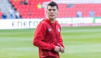 Officielt: Napoli har købt Hirving Lozano