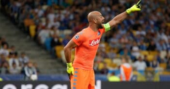Officielt: Pepe Reina lægger støvlerne på hylden