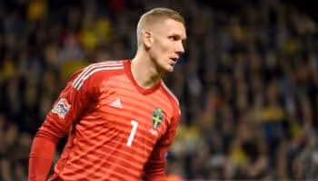 Officielt: Robin Olsen skifter til Aston Villa