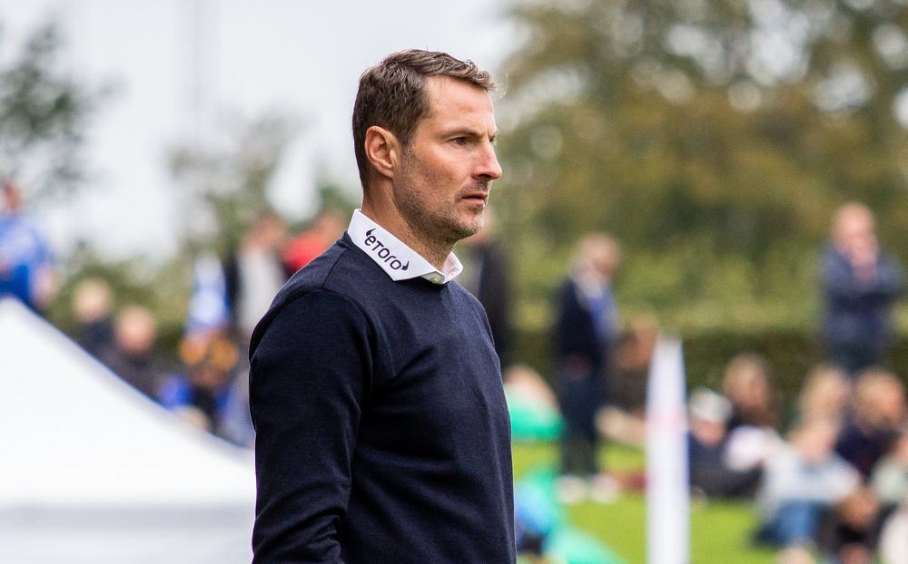 Officielt: Van Persie erstatter Brian Priske
