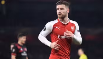 Officielt: Schalke får Mustafi på fri transfer