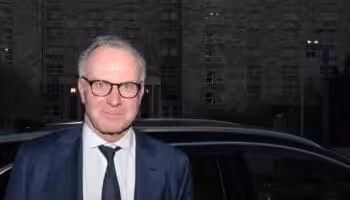 Officielt: Kahn afløser Rummenigge