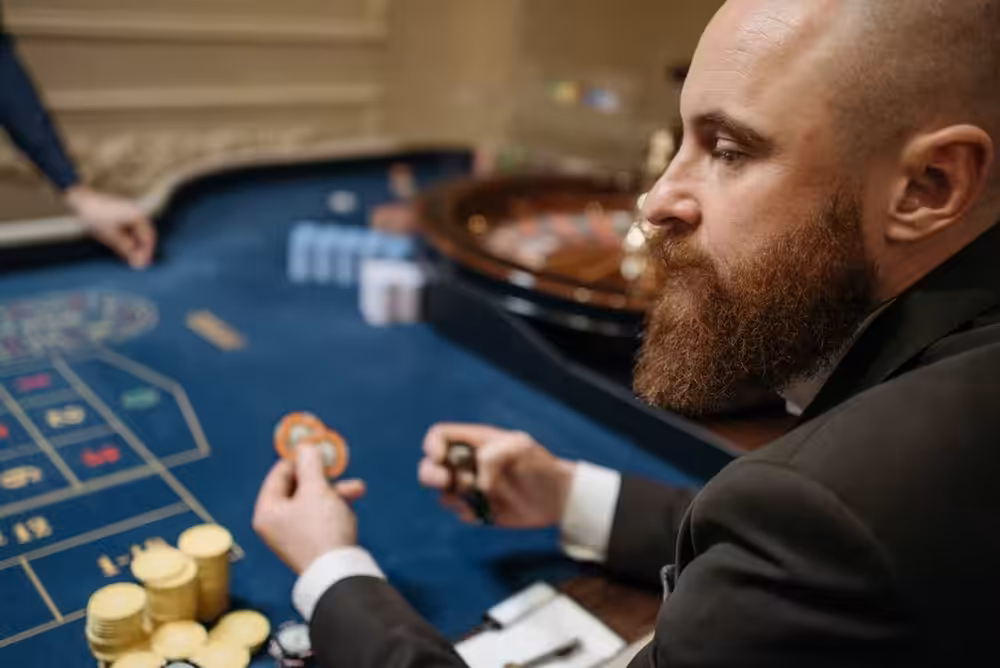 Scouting og strategi: Hvad transfermarkedet lærer os om at vælge det rigtige casinospil